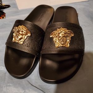 Versace slides